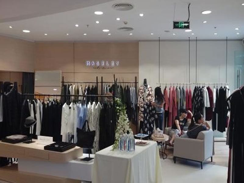 展柜設計：匠心獨運，展現藝術之美